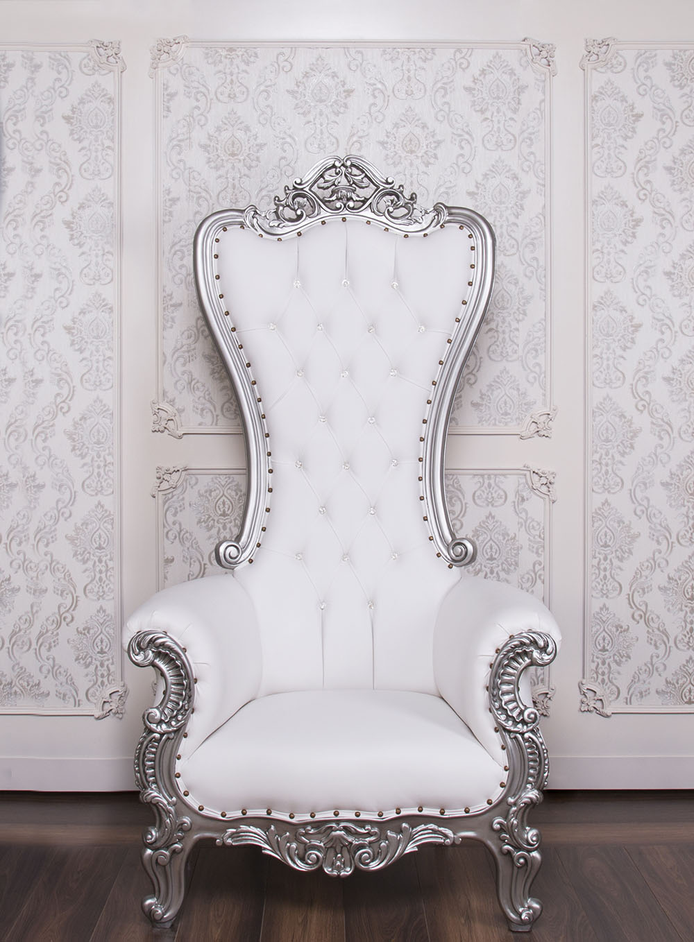 Silver & White Leather Tutankhamun Throne Chair